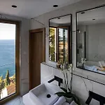 Luxury Elation Near Old Town With 2 Pools