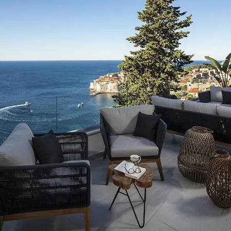 Luxury Elation Near Old Town With 2 Pools Vila *