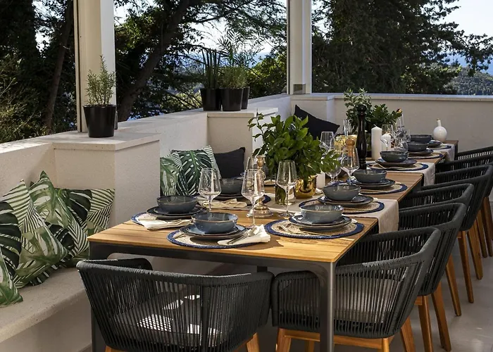 Luxury Elation Near Old Town With 2 Pools * Dubrovnik