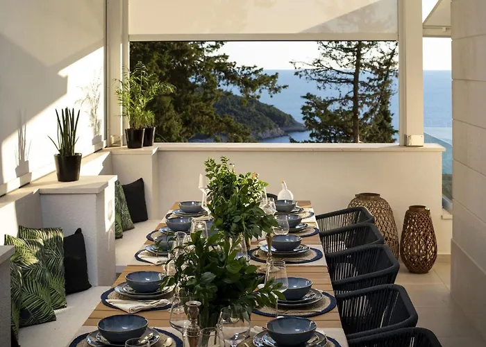 Luxury Elation Near Old Town With 2 Pools *