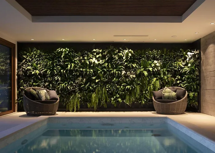 Luxury Elation Near Old Town With 2 Pools *
