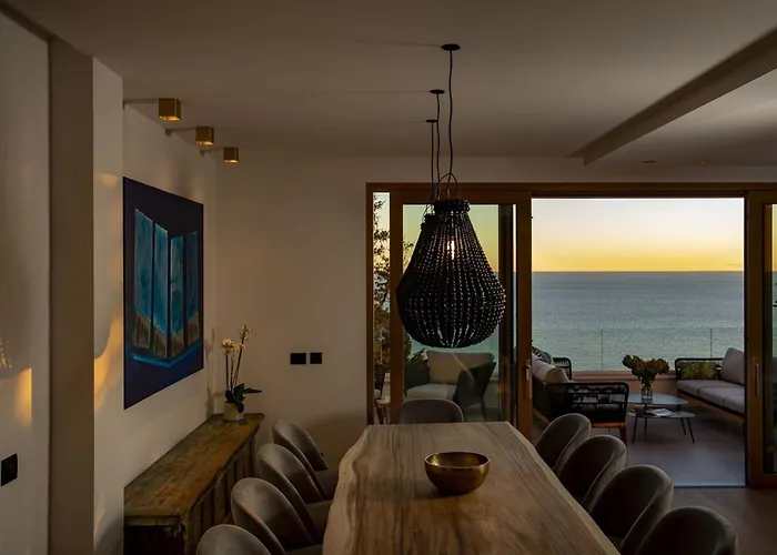 Luxury Elation Near Old Town With 2 Pools *