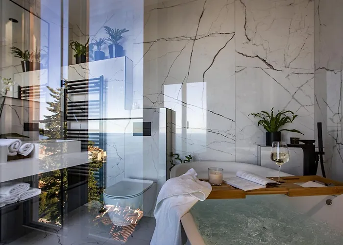 Luxury Elation Near Old Town With 2 Pools 别墅 *