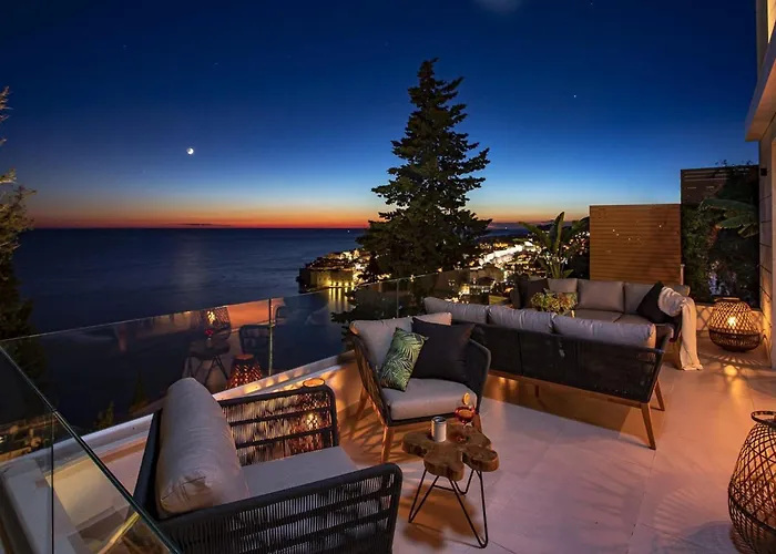 Luxury Elation Near Old Town With 2 Pools 빌라 *